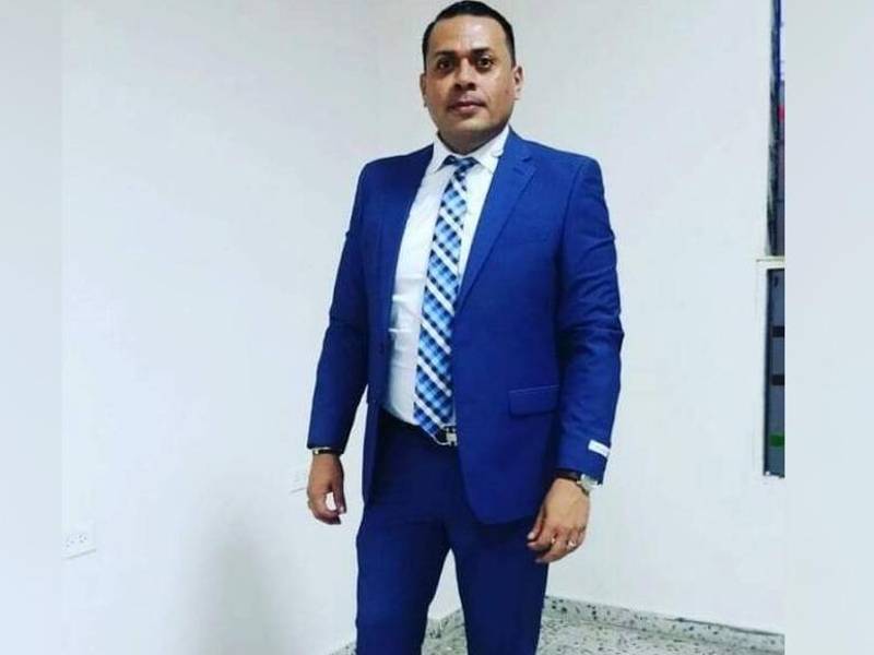 Imagen del vida del catedrático Anuar Augustín Osorio Bonilla.