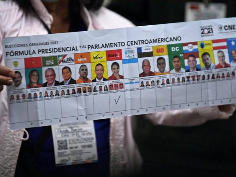 El CNE prevé que para los comicios de 2025 participen entre 18 y 20 partidos políticos.