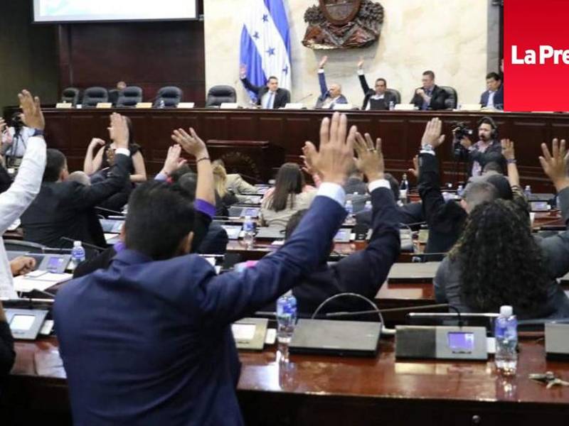 Los diputados hondureños siguen sin legislar presencialmente pese a que casi todo el país ha vuelto a la normalidad tras olas de la pandemia.
