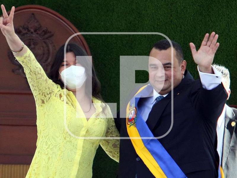 Jorge Aldana, quien le pidió ayuda a Dios para gobernar, tomó el mando de la alcaldía capitalina con la ilusión de encontrar solución a los problemas, principalmente el del agua. Fotos Efraín Salgado.