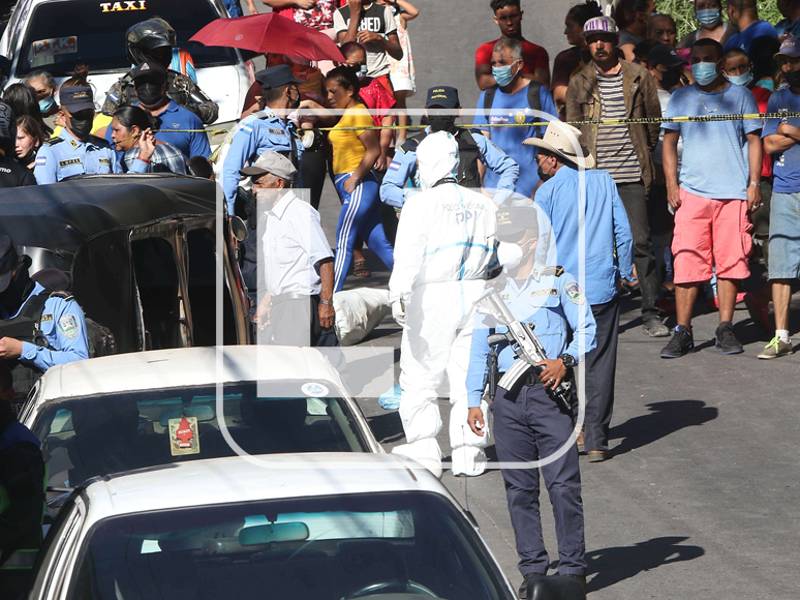 La masacre fue en horas de la tarde en la terminal de buses de la colonia Villa Nueva.