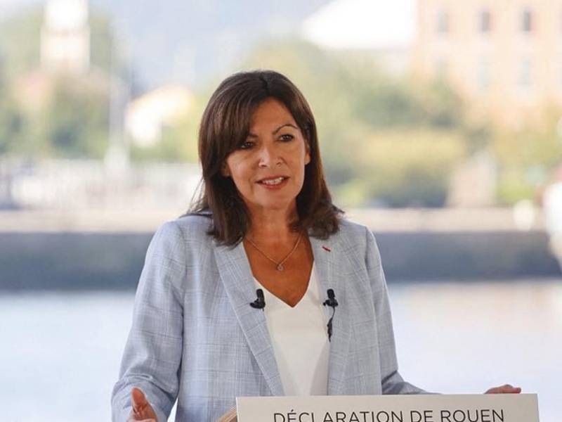 La alcaldesa de París, miembro del Partido Socialista Francés (Parti Socialiste - PS), Anne Hidalgo, habla en Rouen, en el oeste de Francia.