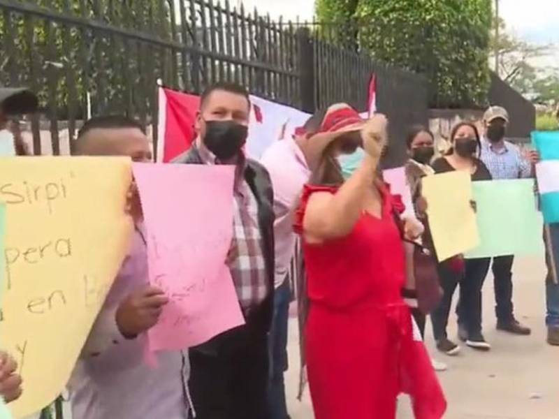 Los pobladores recordaron que está por vencerse el tiempo establecido para el cambio de autoridades gubernamentales.