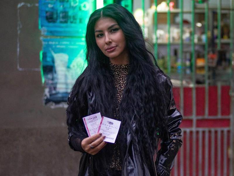 El próximo sorteo del Powerball de Estados Unidos se llevará a cabo este lunes 25 de abril por la noche con un premio masivo garantizado de 421 millones de dólares.