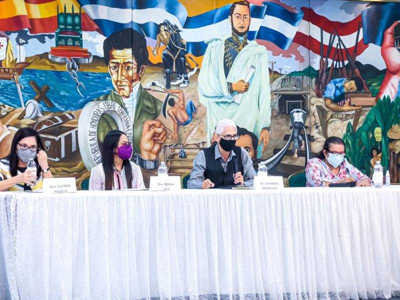 La mayoría de estudiantes desea regresar a las aulas de clase.