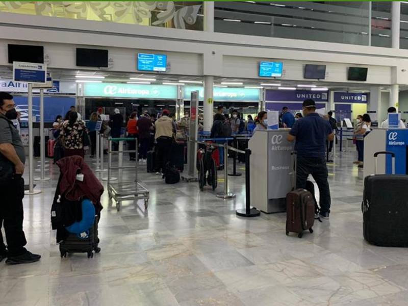 ¿Ehisa debería seguir manejando los aeropuertos de SPS, Roatán y La Ceiba?