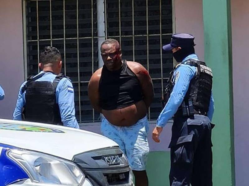 Quince minutos duró la persecución contra el juez Mandell Pandy hasta que chocó su camioneta.