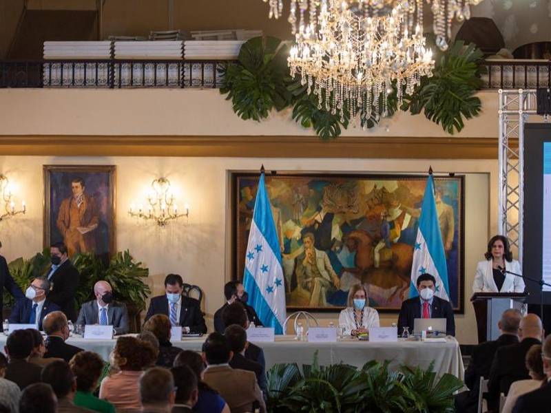 Rixi Moncada enfatizó que la tesorería general “es una caja vacía en este momento”.