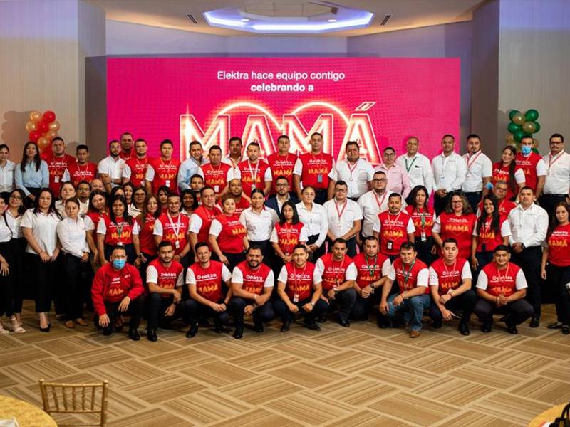 Con esta campaña Elektra consiente a las madres con excelentes descuentos y una amplia variedad de productos para el hogar.
