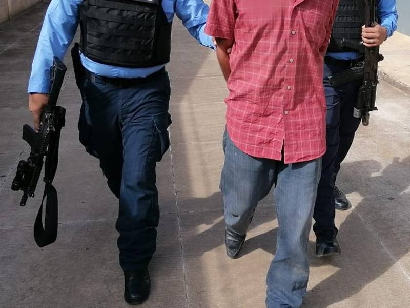 Un juzgado lo solicita formalmente por el delito de femicidio.