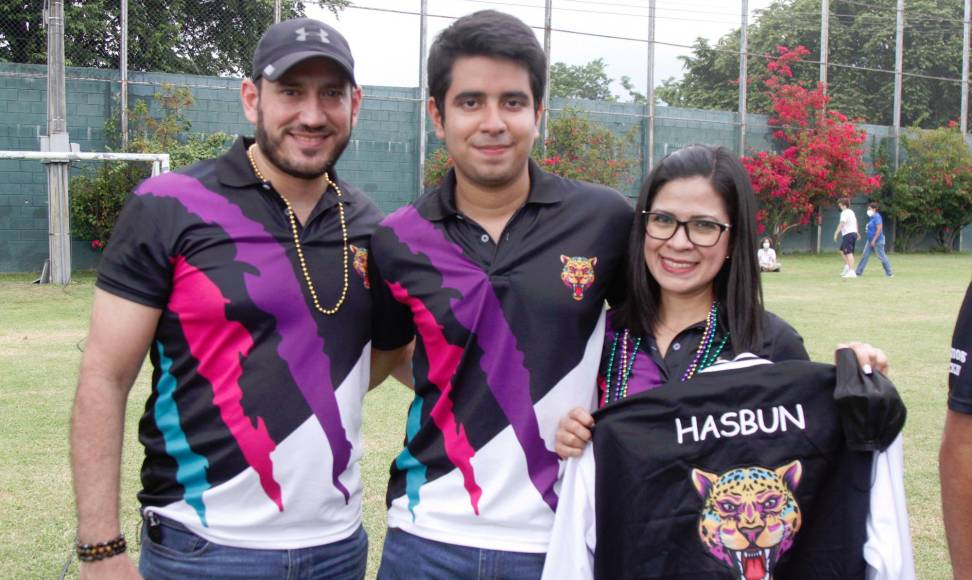 Elías y Elías Hasbun con Erika Huete