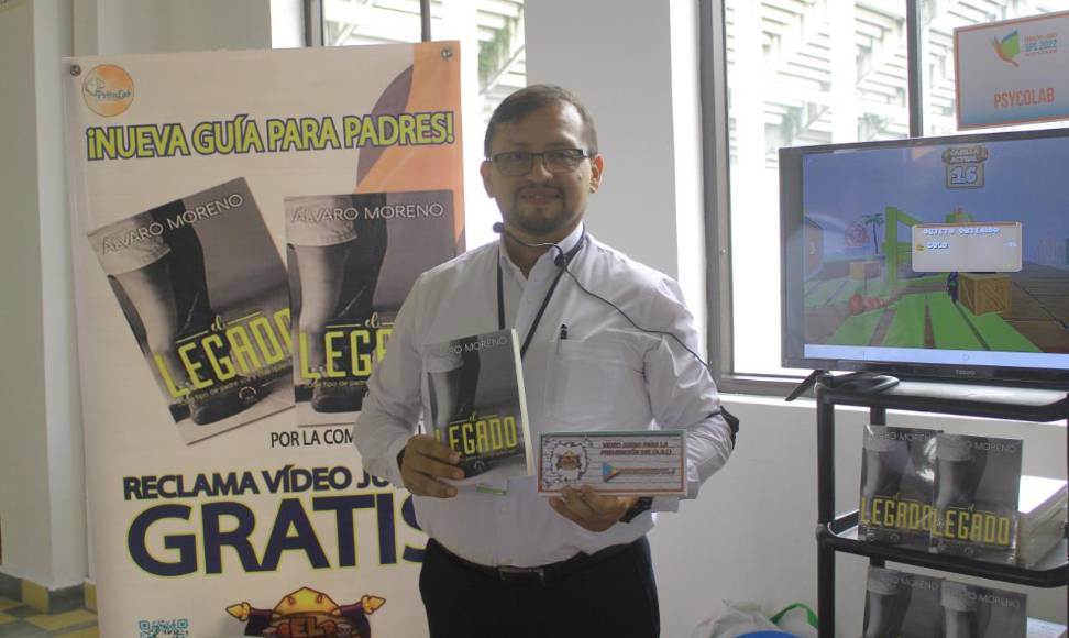 El psicólogo Álvaro Moreno presentó su libro “Legado”, el cual busca ayudar a los padres primerizos en su nuevo camino.