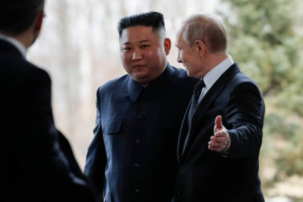 Rusia no confirma reunión entre Putin y Kim, pero evoca ejercicios militares