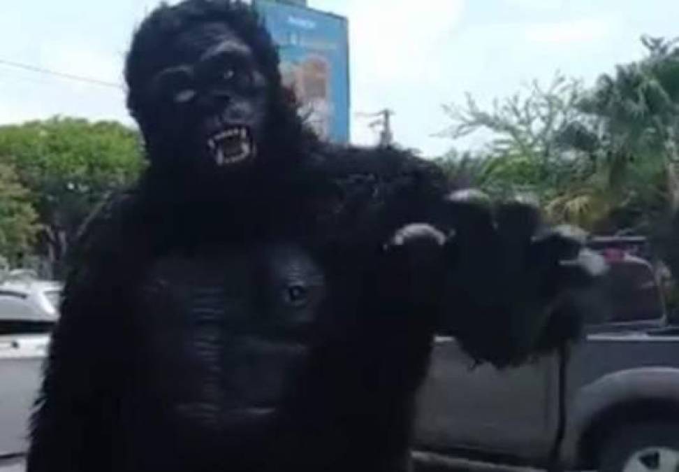 Explotaba a hijos y fingía carisma con su disfraz: Héctor, el “King Kong” condenado en Honduras