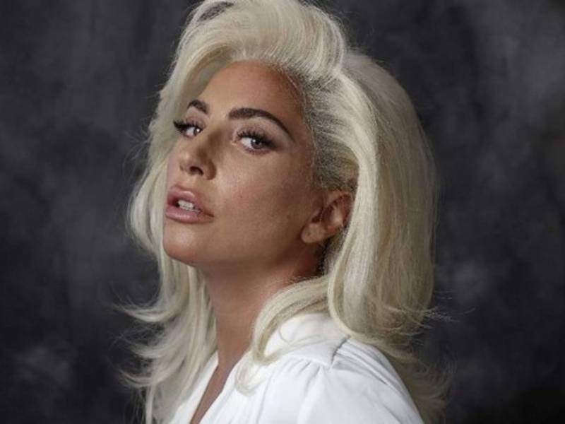 Ronsen señala que Lady Gaga copió una progresión de tres notas en 'Shallow' de su sencillo 'Almost'.