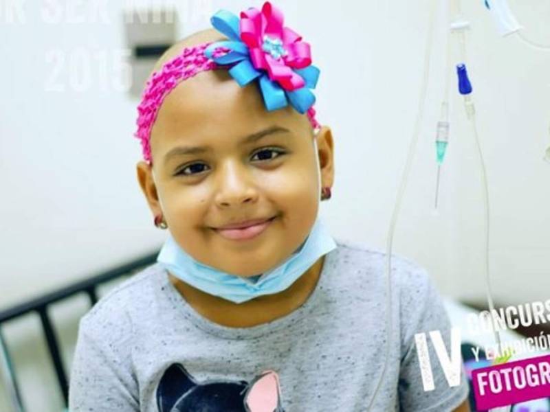 Karla es una pequeña de 9 años que lucha contra el cáncer.
