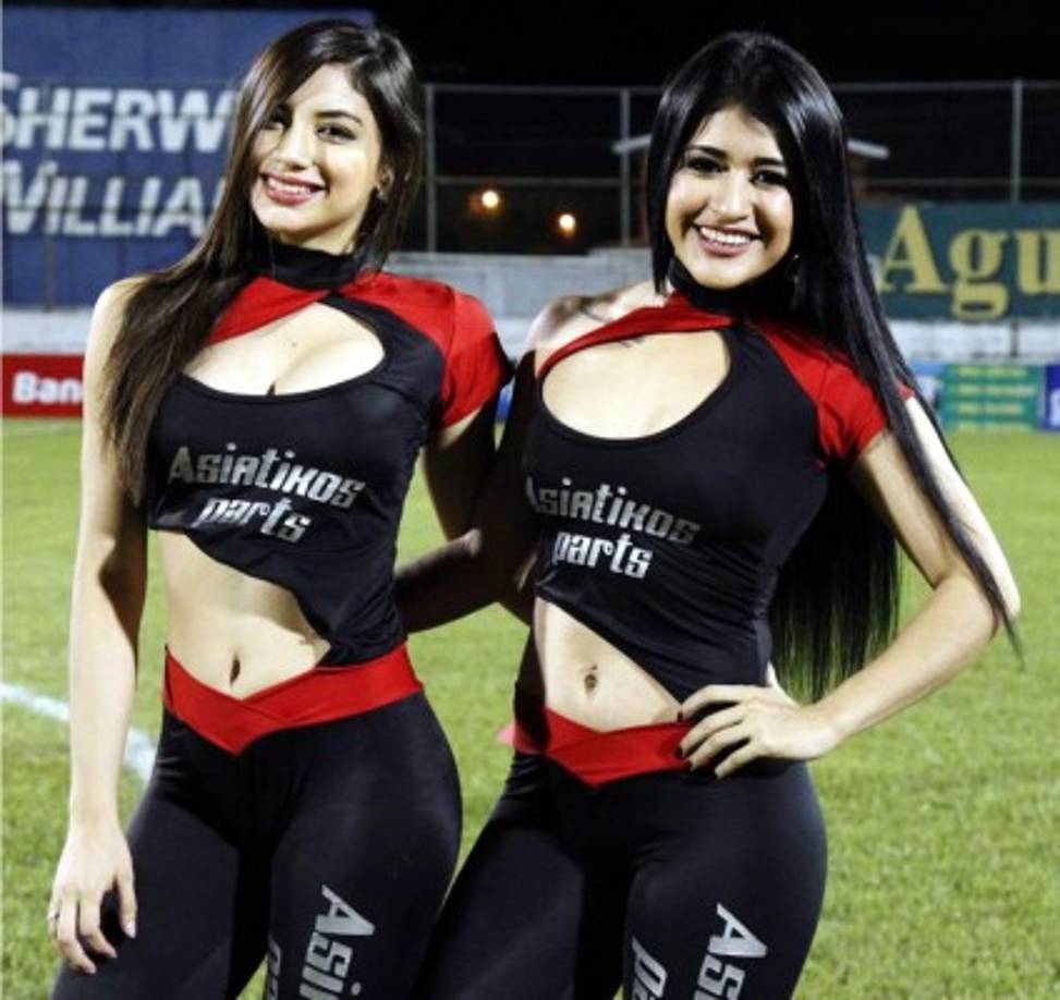 Estas bellezas robaron miradas en el estadio Excélsior.