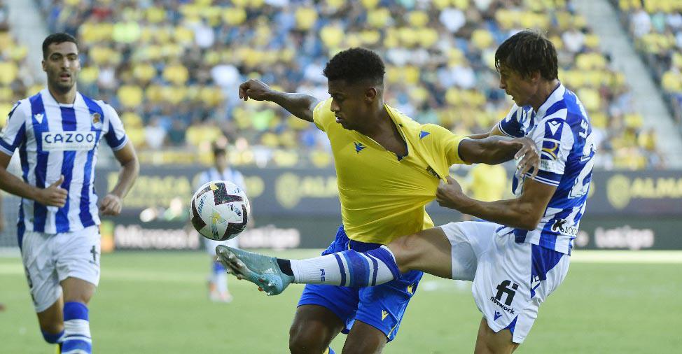 Cádiz y Choco Lozano inician con derrota la nueva temporada en la Liga de España