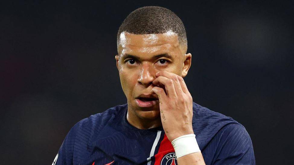 Puesto 2: Kylian Mbappé (PSG) / 27 goles y 54 puntos.