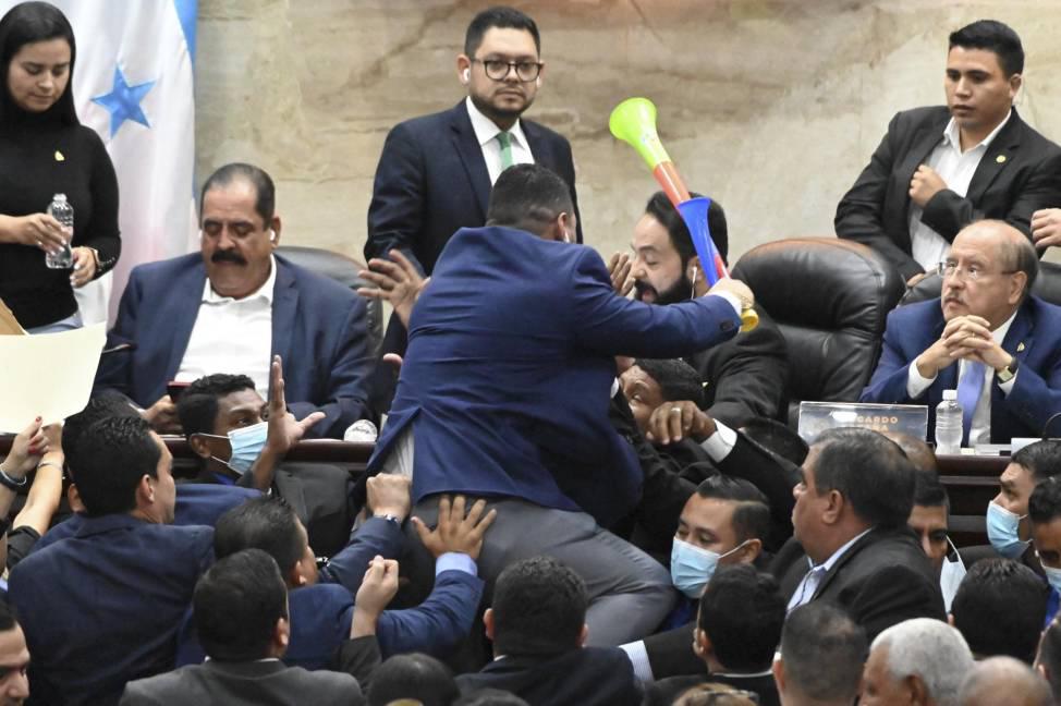 PNH suspenderá insurrección legislativa para elegir fiscal