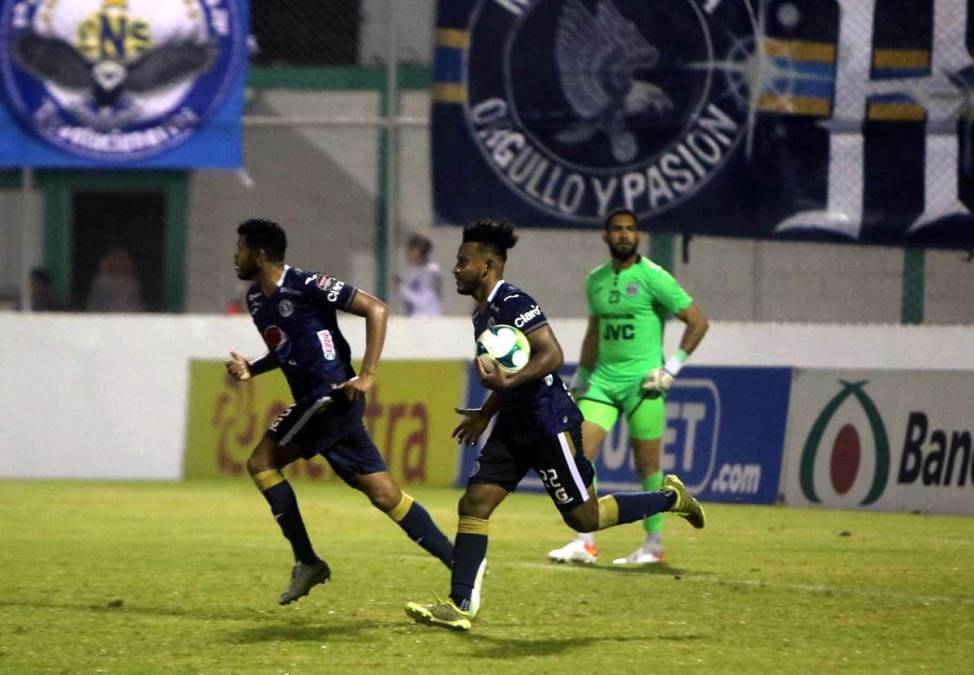 Juan Carlos Obregón anotó su primer gol con el Motagua en el campeonato.