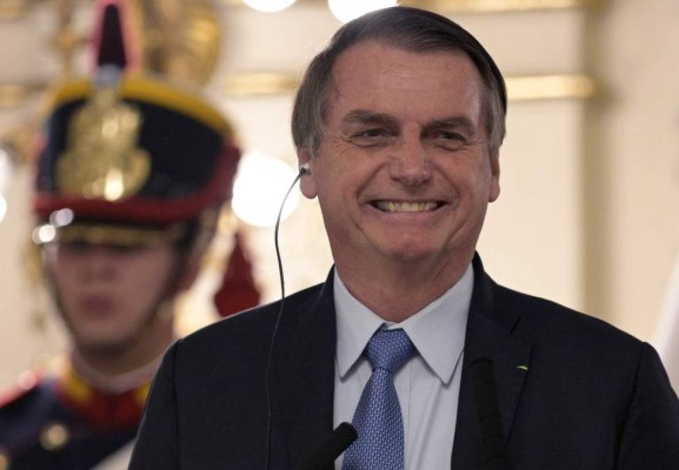 El polémico mandatario de Brasil, Jair Bolsonaro, fiel admirador de Donald Trump, se ubica en la séptima posición por liderar la ofensiva diplomática contra Venezuela en la región.