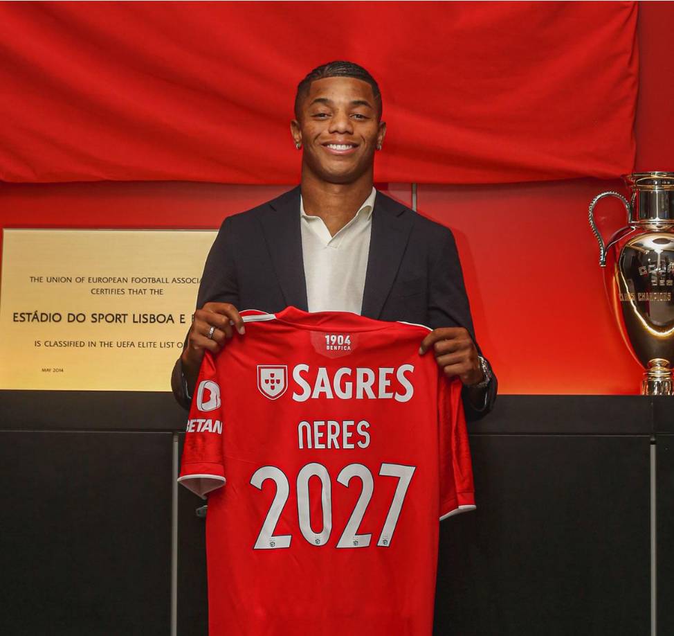 El Benfica anunció que ha llegado a un acuerdo con el Shakhtar Donetsk para fichar al brasileño David Neres por 15,3 millones de euros y cerró la venta de Everton al Flamengo por 13,5 millones.