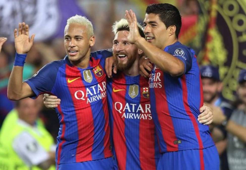 'Increíble cómo hacen las cosas', se limitó a escribir Neymar, que formó el temible trío MSN con Suárez y Messi entre 2014 y 2017, acompañando su mensaje con un emoticono de una persona tapándose la cara en señal de perplejidad.
