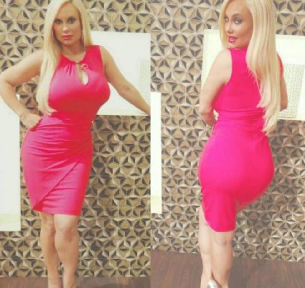 Austin apareció en el famoso programa de la NBC Celebrity Family Feud (con premios donados a la caridad).