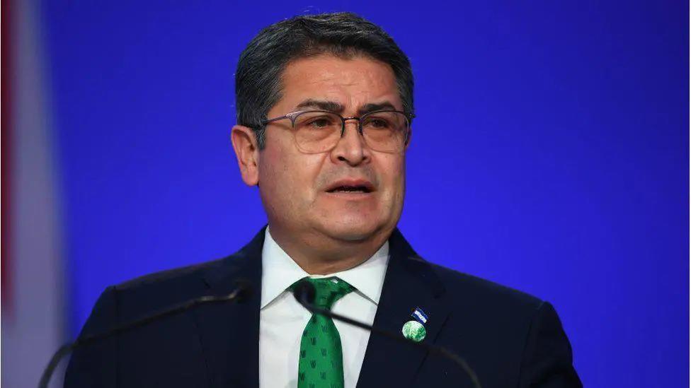 Viene a fortalecer al Partido Nacional: Kilvett Bertrand sobre el regreso de JOH a Honduras