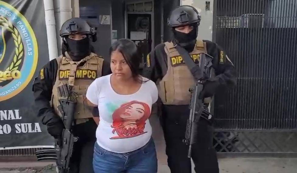 “La Negra”, de 34 años, es originaria de San Nicolás Copán y residente en la colonia en donde fue detenida.