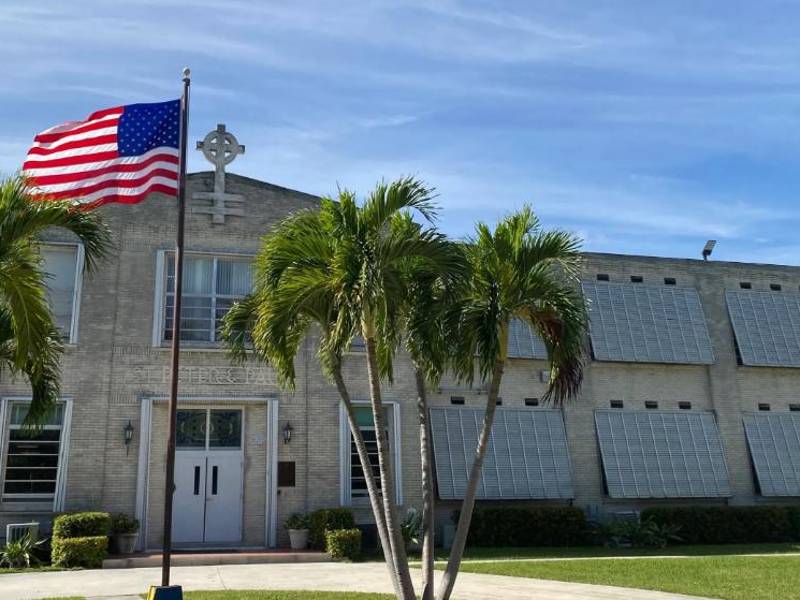 El estudiante del colegio católico Sts. Peter &amp; Paul, de la Archidiócesis de Miami, fue detenido el pasado viernes.