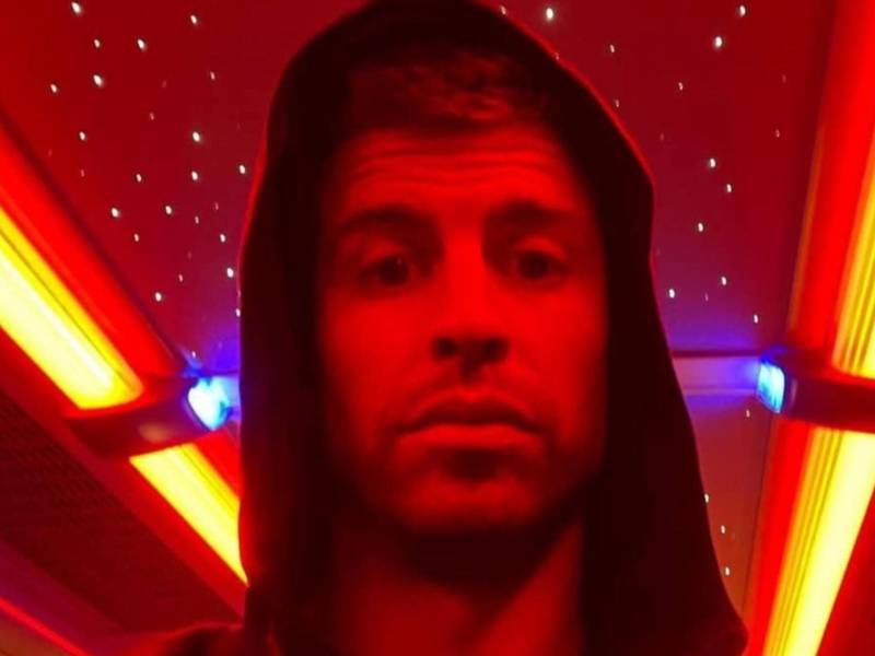 Gerard Piqué sigue generando noticia tras su polémica separación con Shakira. Ahora se ha revelado la tremenda fiesta a la que acudió y además la identidad de su nueva acompañante.