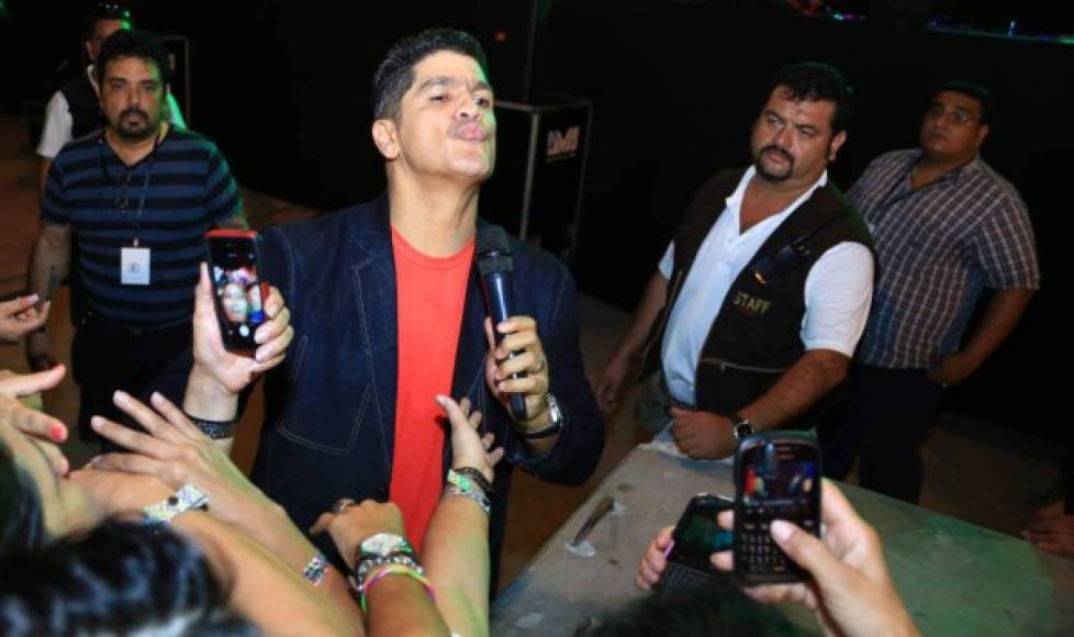 Los seguidores del cantante Eddy Herrera disfrutaron al máximo.