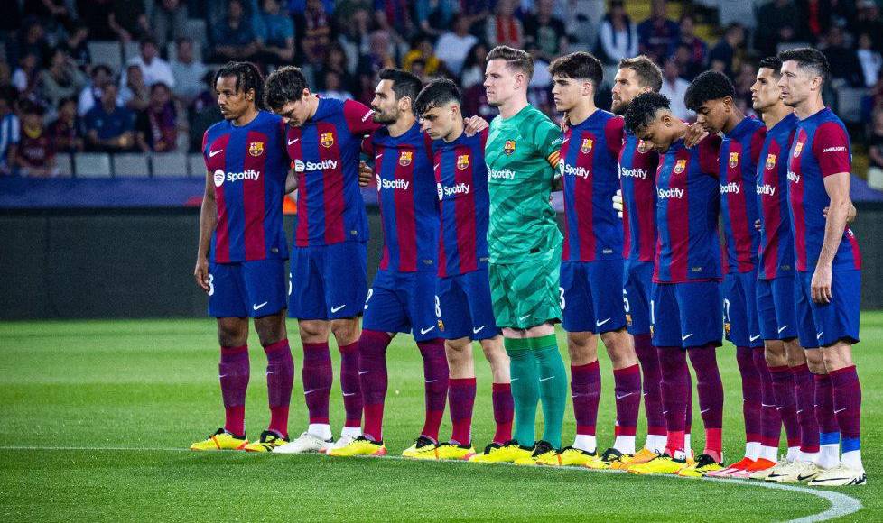 Sin embargo, hay otros aspectos que no gustan al presidente que ha detectado en estos días. Una de las cosas que acordaron en esas reuniones previas a su ratificación fue el cambio en diversos temas relacionados con el primer equipo como eran la preparación física y los fisioterapeutas. El presidente considera que Xavi no está entrando a fondo en estos cambios y se limita a modificaciones superficiales.