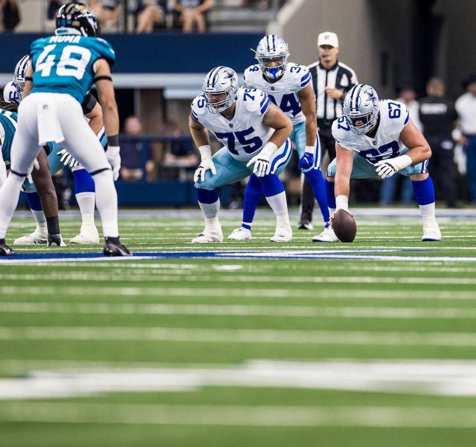 Josh juega en los Dallas Cowboys de la NFL y fue seleccionado por su equipo en la cuarta ronda del Draft de la NFL 2021; además, jugó futbol americano universitario en Florida State , Butler Community College y Marshall.