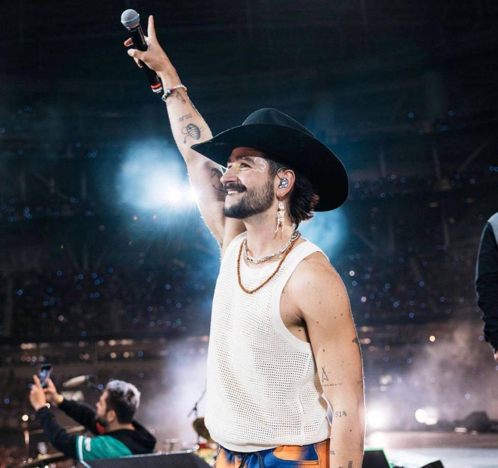 ”Esta canción seguro la canté llorando en algún momento”, dijo entre risas Camilo en su descripción de su video en Tiktok.