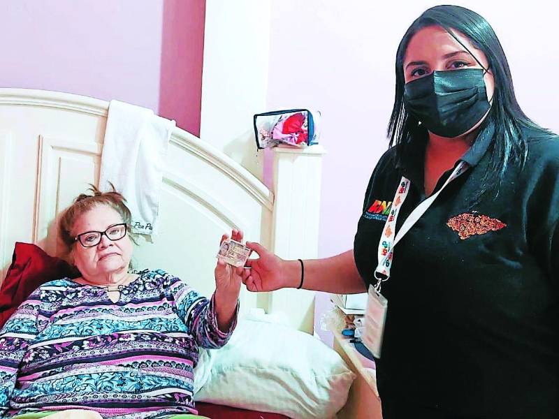 Realizan visitas domiciliarias.