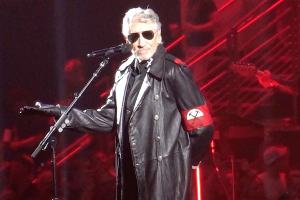 Roger Waters durante su concierto en Alemania.
