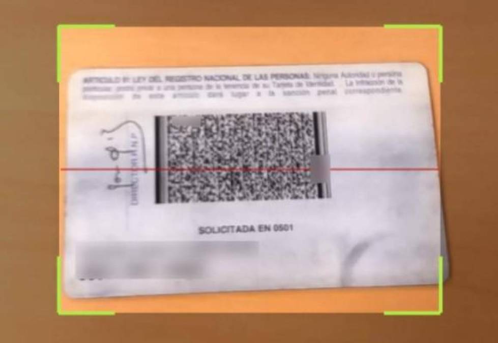 Por último, le pedirán escanear el código de barras que se encuentra al reverso del Documento Nacional de Identificación (DNI).En este caso le preguntarán si el proceso es personal o para un familiar. Posteriormente el documento será compartido en un PDF, vía correo electrónico o WhatsApp.