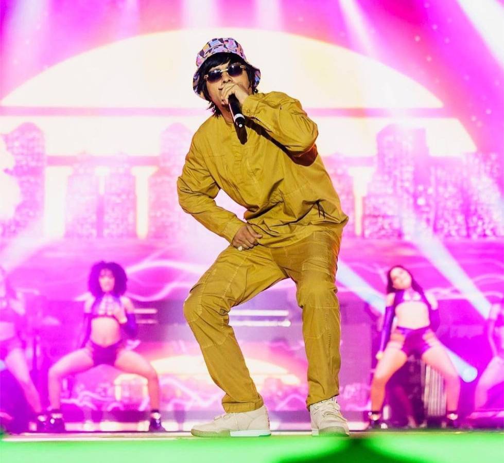 Chencho Corleone lanza su primer álbum como solista, “Solo”, un reflejo de su esencia