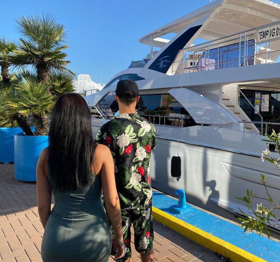 La decisión de Georgina terminaría por intensificar los rumores sobre una posible mala relación con el entorno familiar de Cristiano Ronaldo.