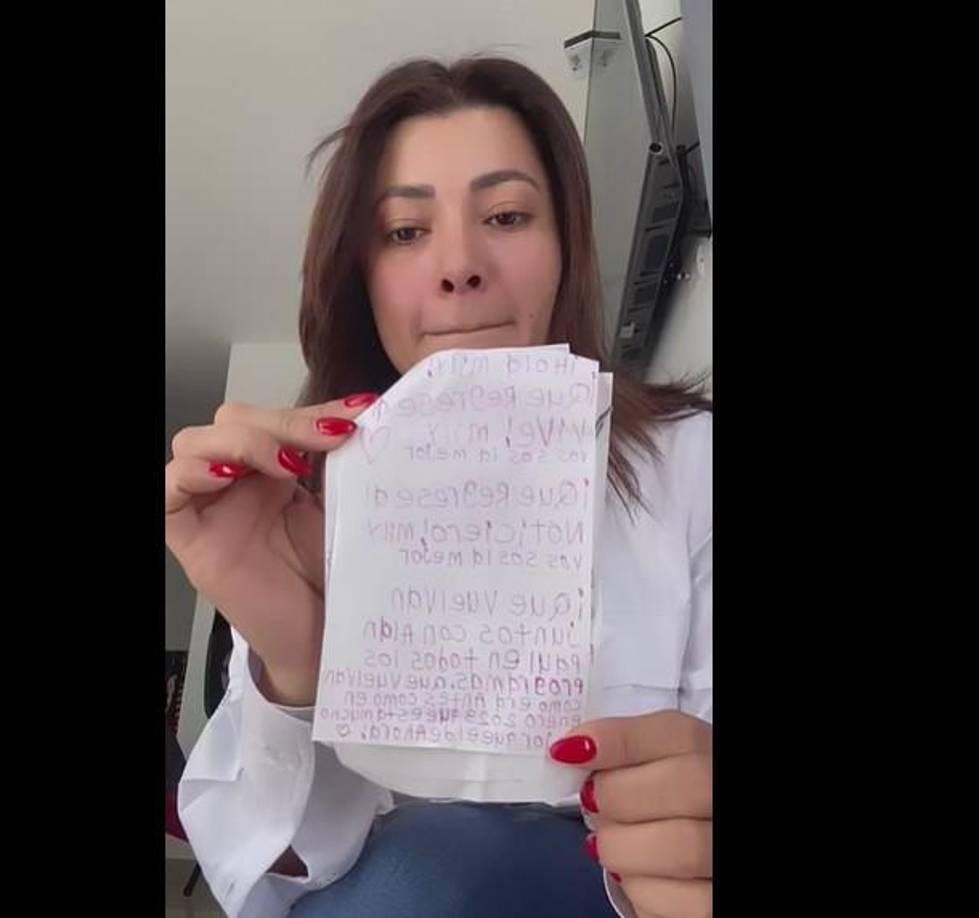 ”Quiero que vuelva al Vive y a presentar las noticias”, decía una de las notas.