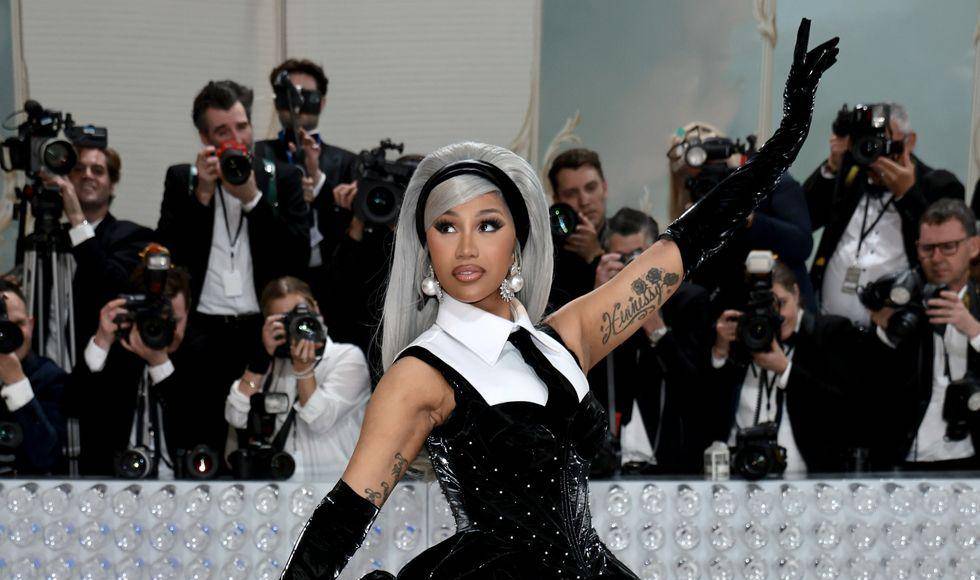 La polémica Cardi B es otra de las invitadas esperadas en la Met Gala.