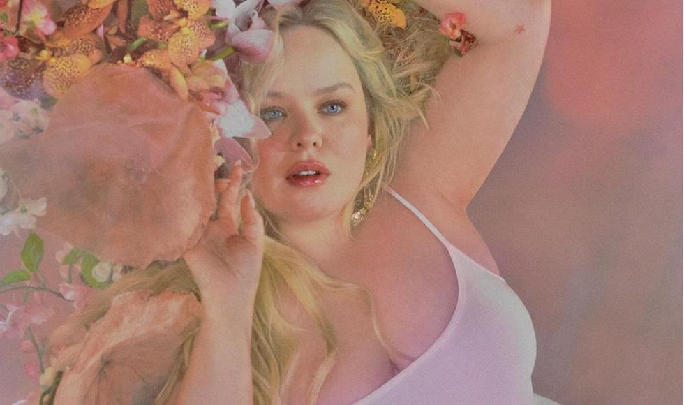 Critican a Nicola Coughlan por colaborar con la marca de Kim Kardashian