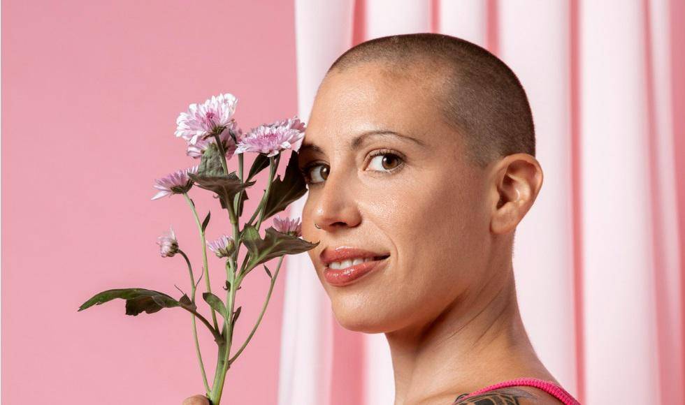 ¿Por qué aumenta el cáncer de mama en mujeres más jóvenes?