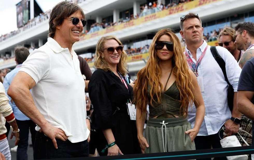 “Él está sumamente interesado en conquistarla. Tienen química”, aseguró el informante.