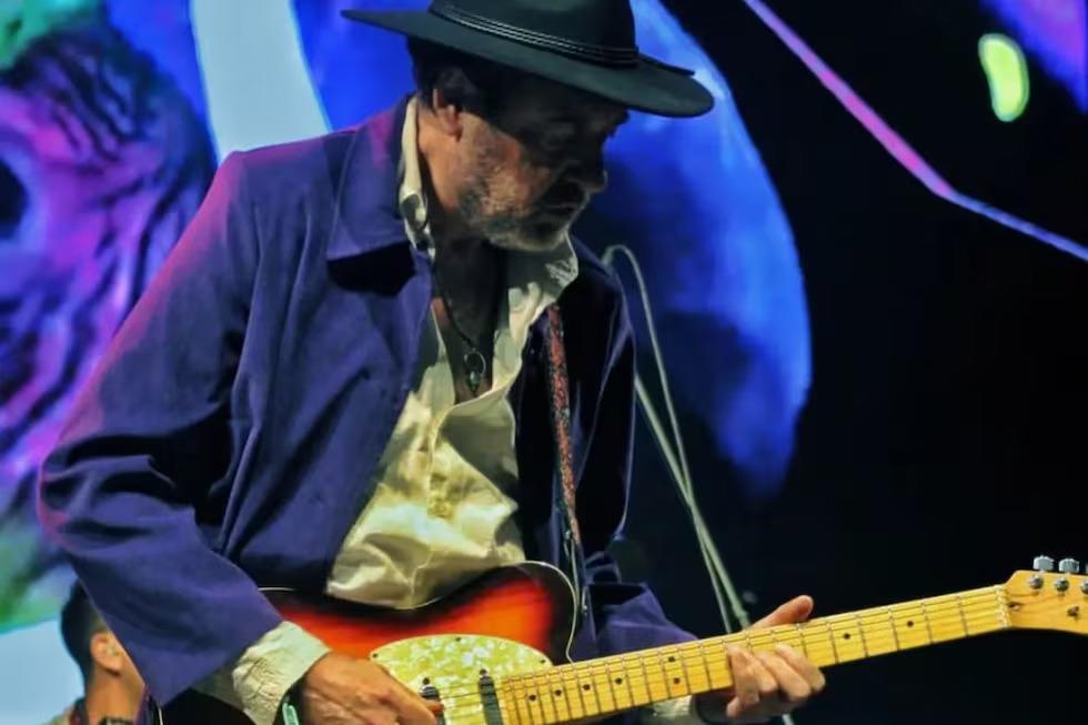 Exguitarrista de Caifanes permanece en coma tras sufrir derrame cerebral