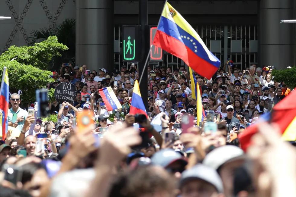 Venezolanos salen a las calles para protestar contra “la persecución y el hostigamiento”