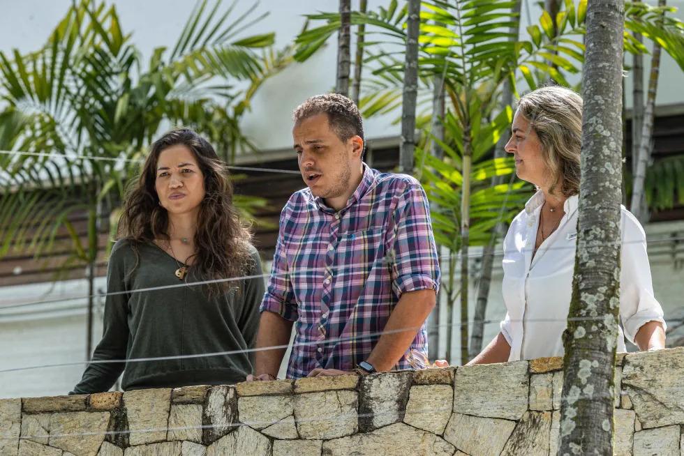 Machado alerta que policía amenaza con “eventual ingreso” a embajada argentina en Caracas